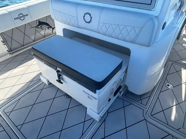  Yacht Photos Pics 2021 FOUNTAIN 34 TE - Image 36