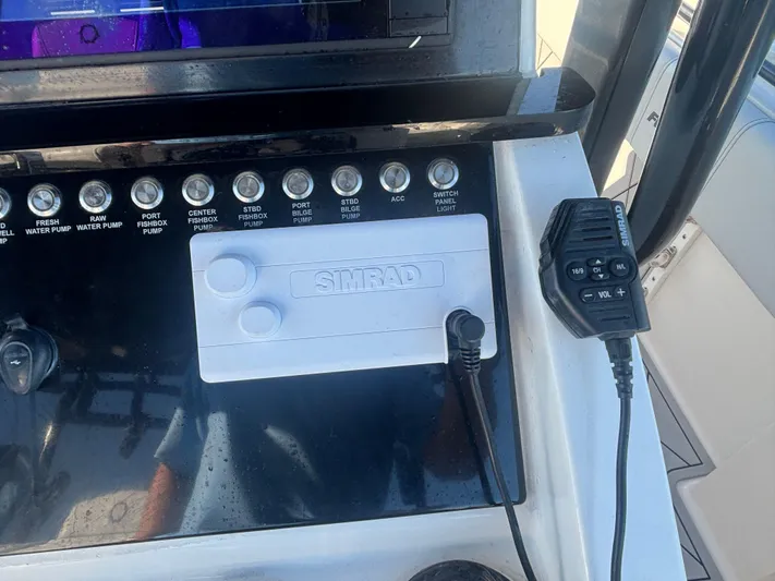  Yacht Photos Pics 2021 FOUNTAIN 34 TE - Image 27