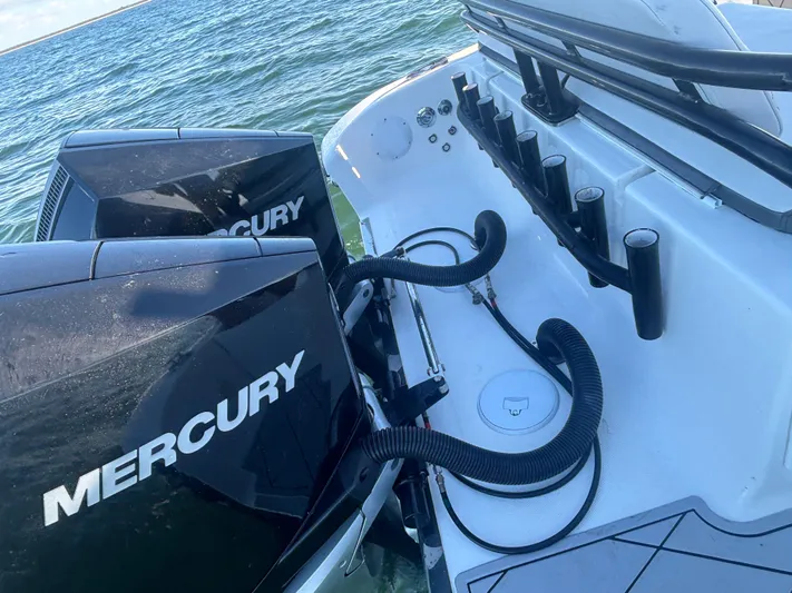  Yacht Photos Pics 2021 FOUNTAIN 34 TE - Image 37