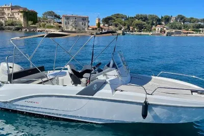 2017 Beneteau Flyer 6.6 SPACEdeck