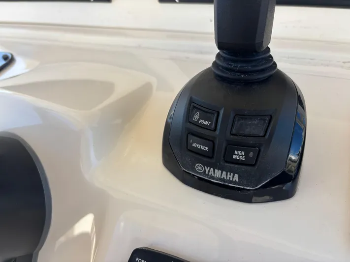  Yacht Photos Pics 2020 GRADY-WHITE 336 CANYON - Image 10