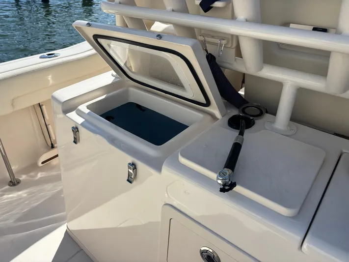  Yacht Photos Pics 2020 GRADY-WHITE 336 CANYON - Image 25