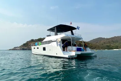 Floeth Yachts Powercat