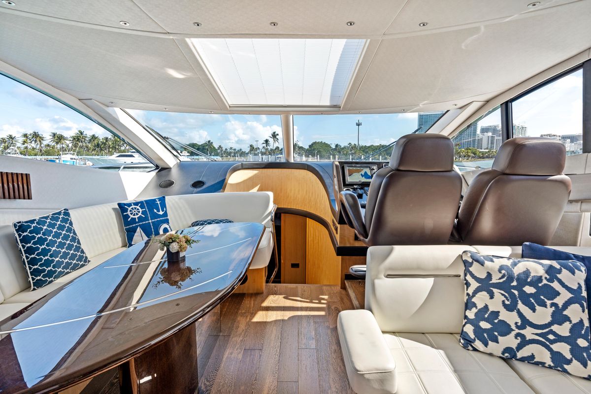 2014 Sunseeker 71 