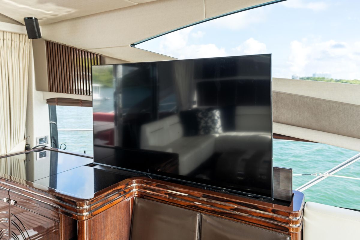 2014 Sunseeker 71 
