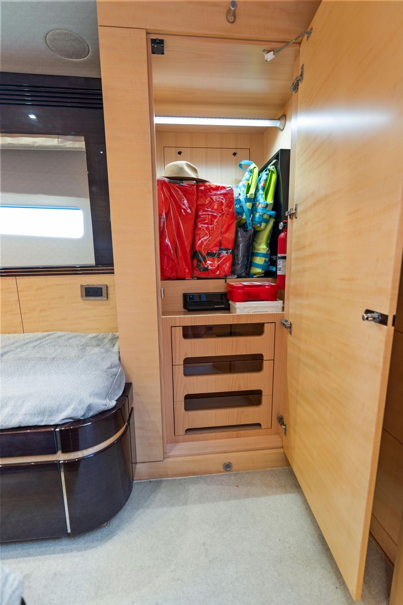 2014 Sunseeker 71 