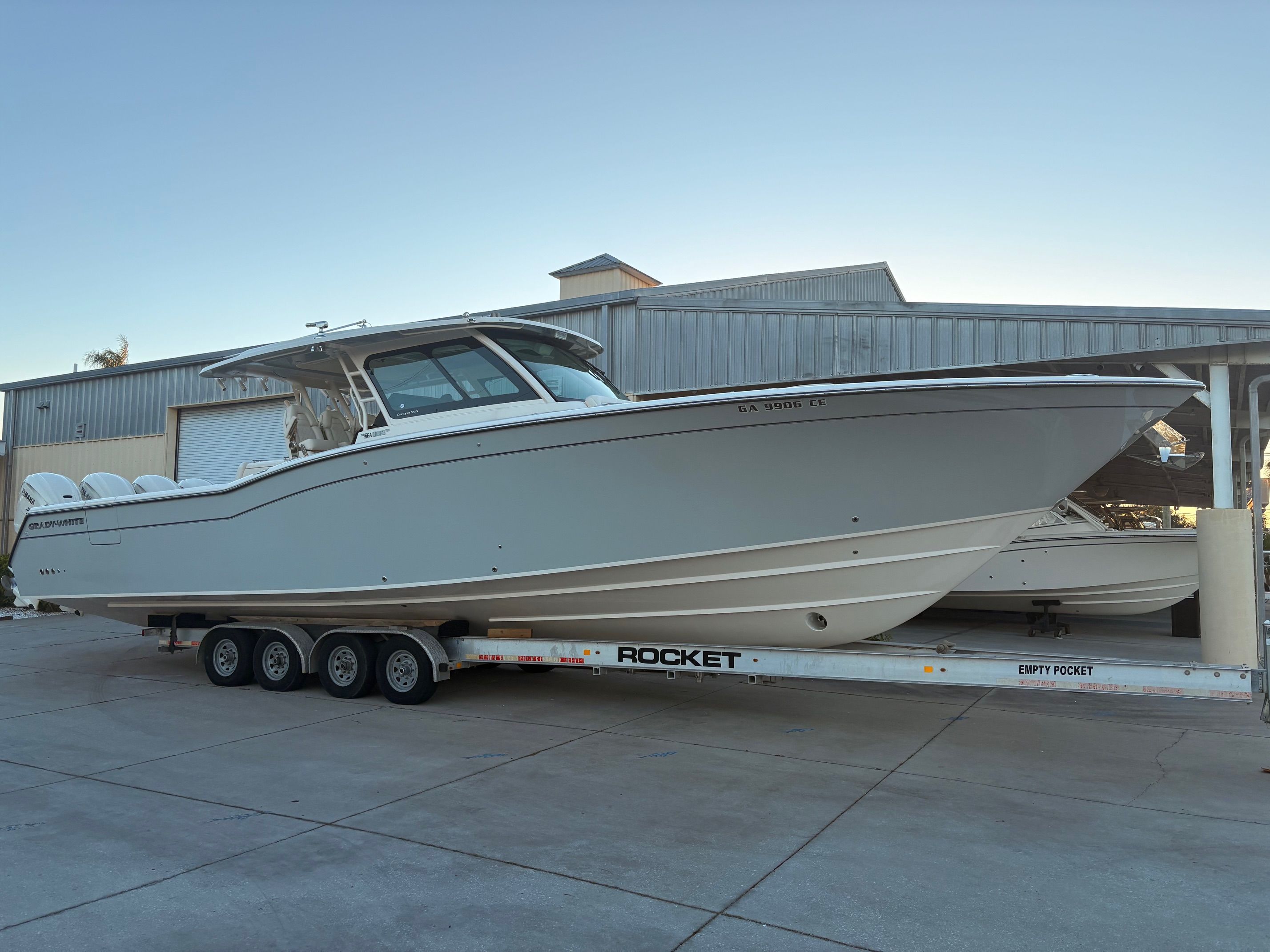 Grady-White Canyon 456