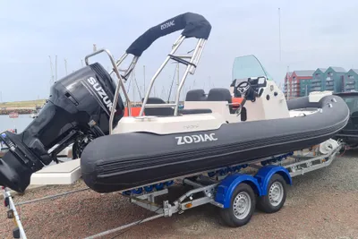 2025 Zodiac Medline 6.8