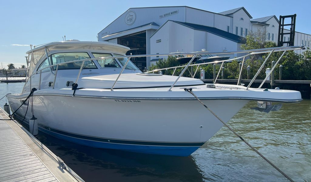 2002 Pursuit 3800 Express