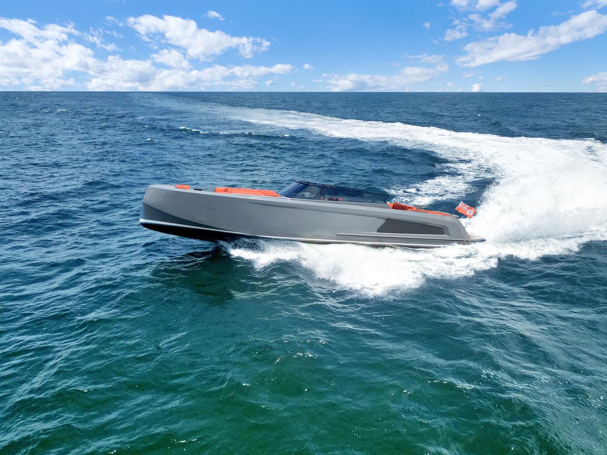 2017 Vanquish Yachts 54 