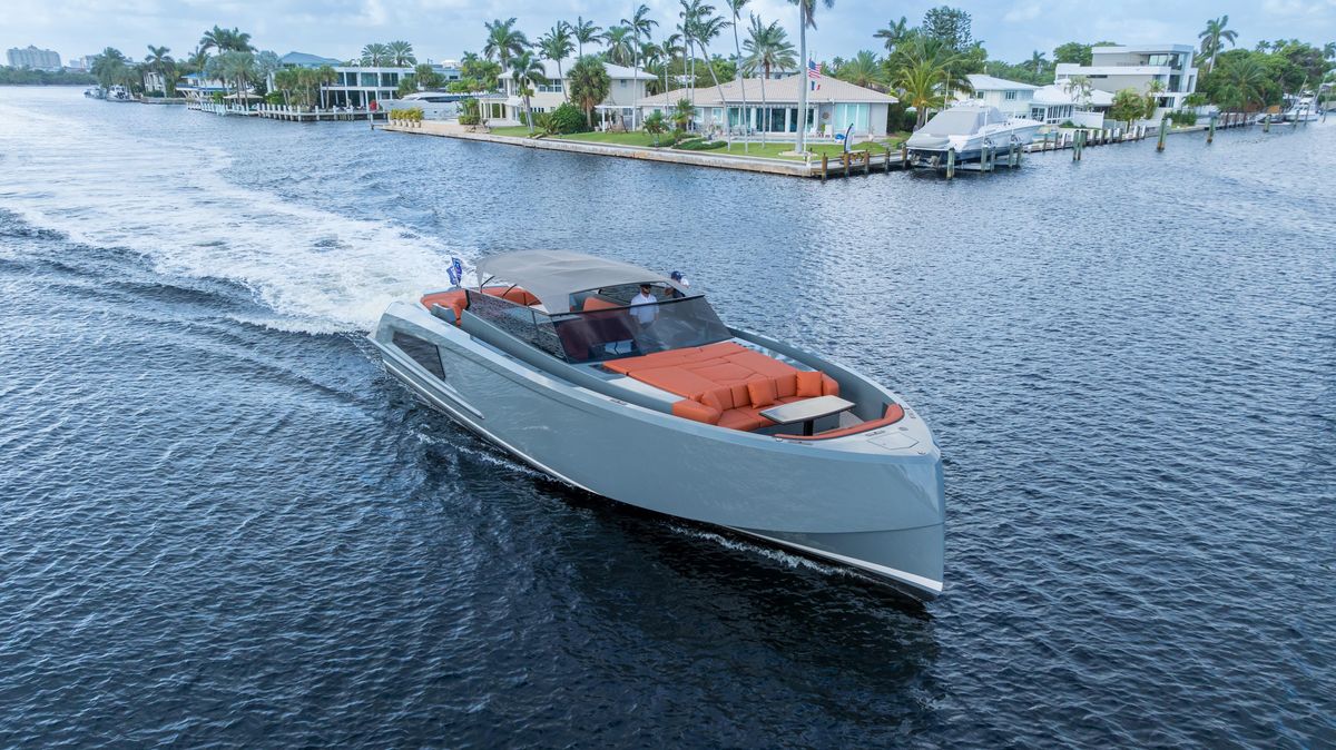 2017 Vanquish Yachts 54 