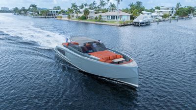 Yacht