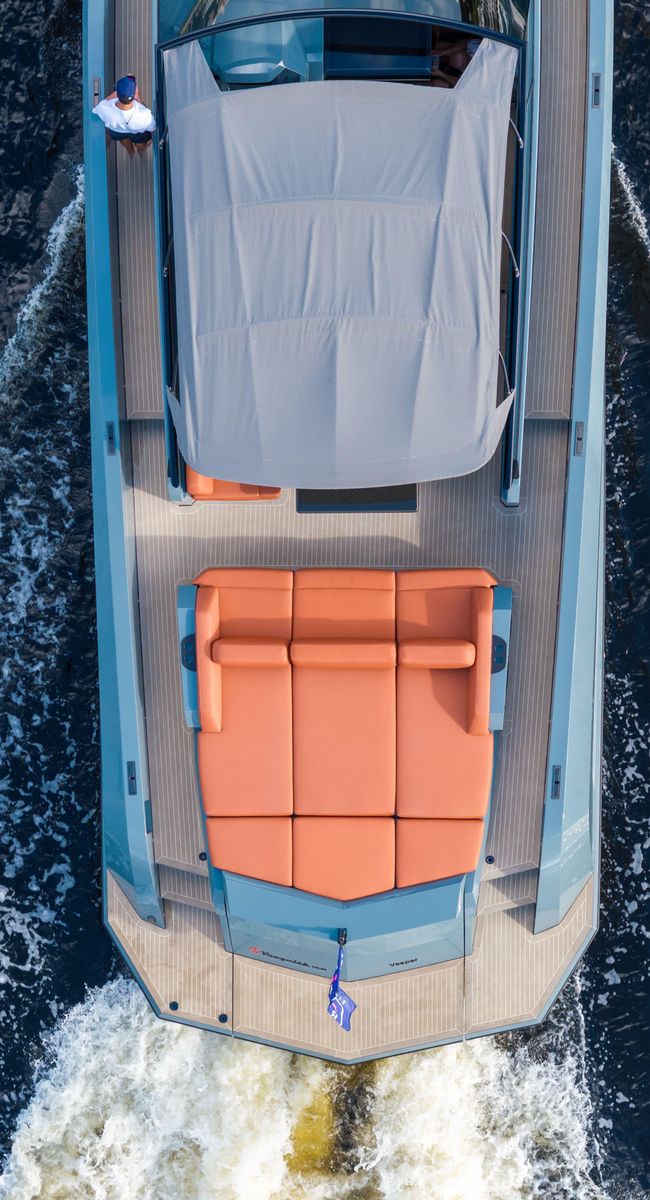 2017 Vanquish Yachts 54 