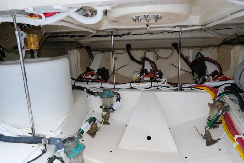 Feeling Knotty Yacht Photos Pics 