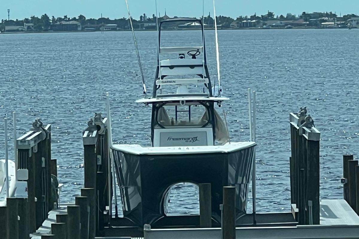 2018 Freeman 42 