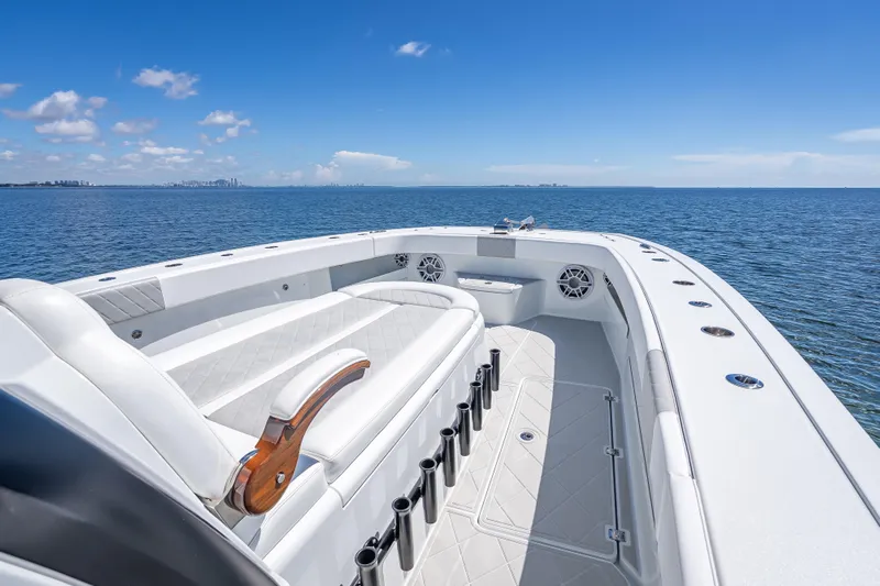  Yacht Photos Pics 2024 Freeman 43 boat on open water, featuring luxurious seating and sleek design.