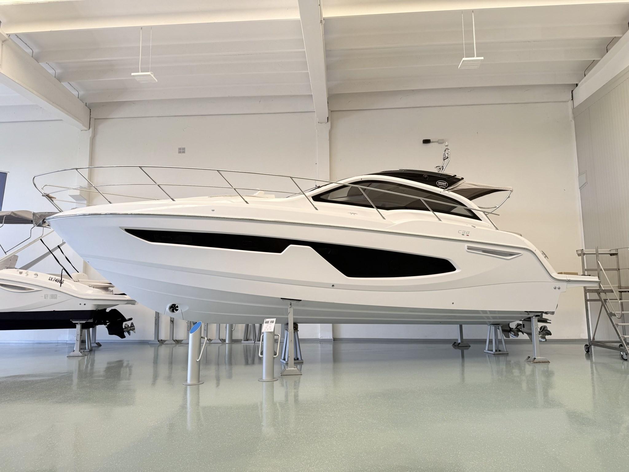 2025 Sessa Marine C38 S