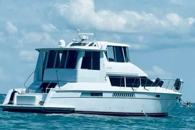 1997 Carver 500 Cockpit Motor Yacht