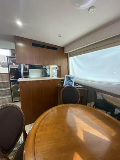  Yacht Photos Pics 1997 Carver 500 Cockpit Motor Yacht - Image 47