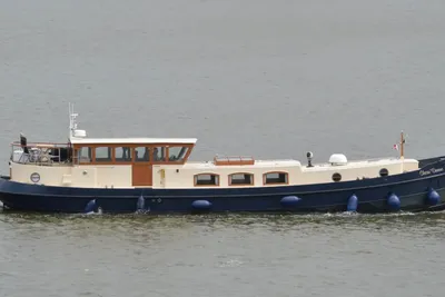 2011 Aqualine Voyager 65 Ft