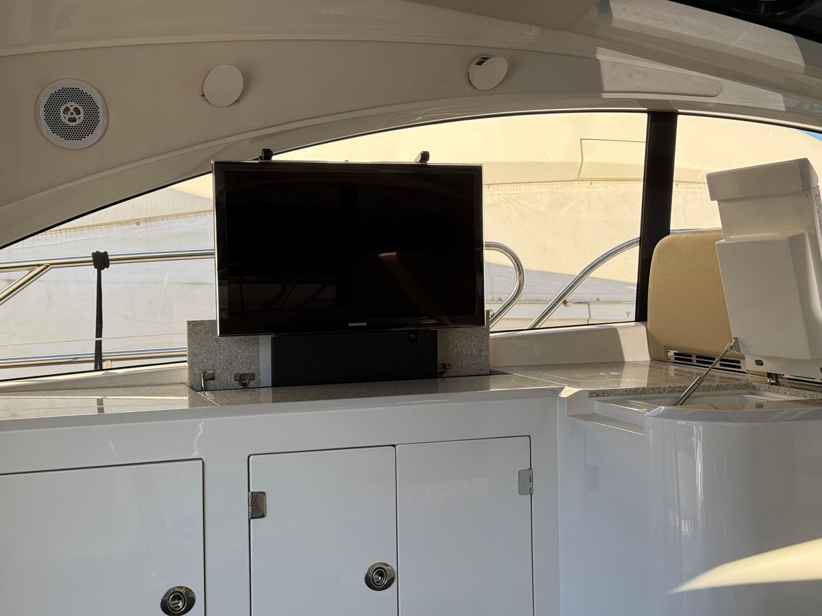 2012 Sunseeker 65 