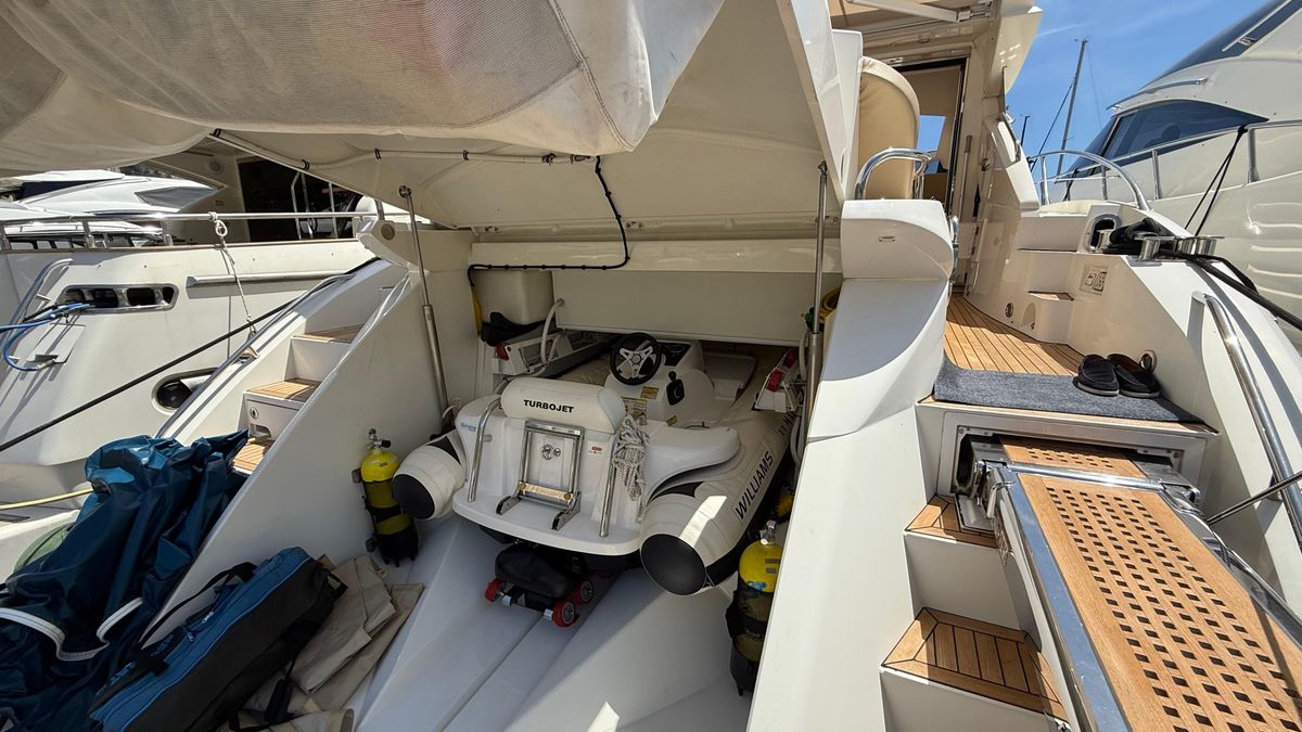 2012 Sunseeker 65 