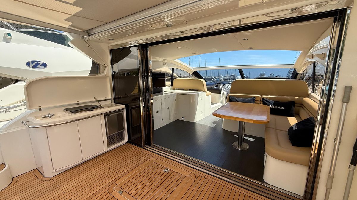 2012 Sunseeker 65 