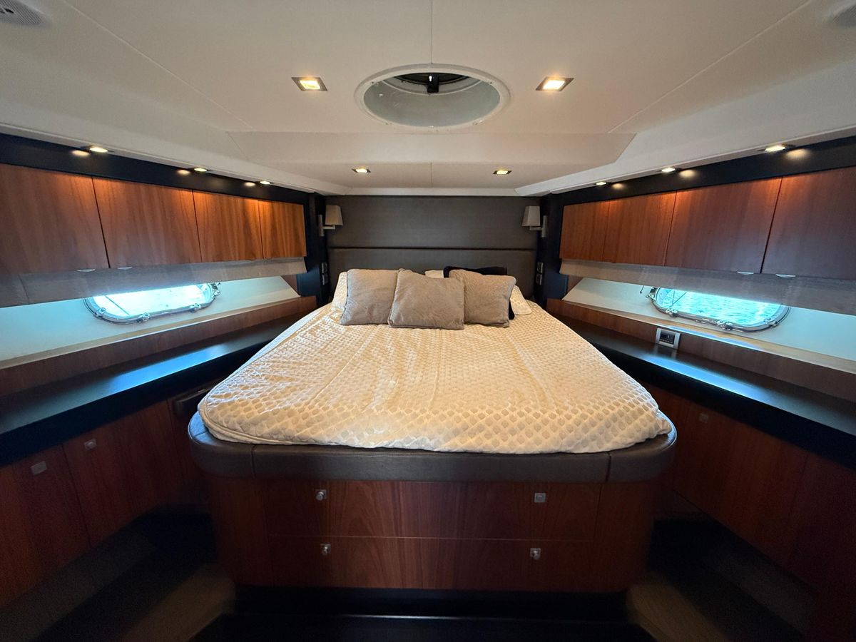 2012 Sunseeker 65 