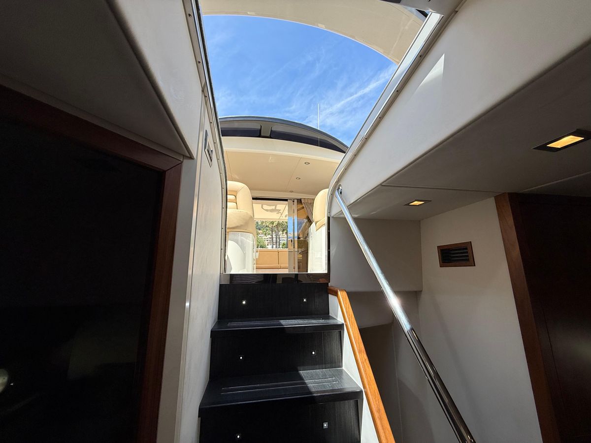 2012 Sunseeker 65 