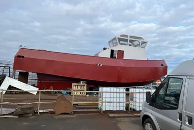 2017 Houseboat tug