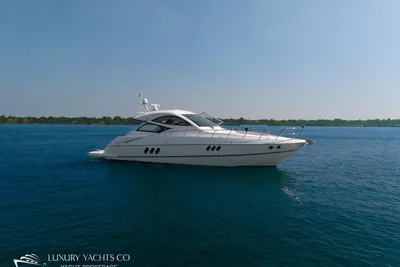 Cruisers Yachts 540 Sports Coupe