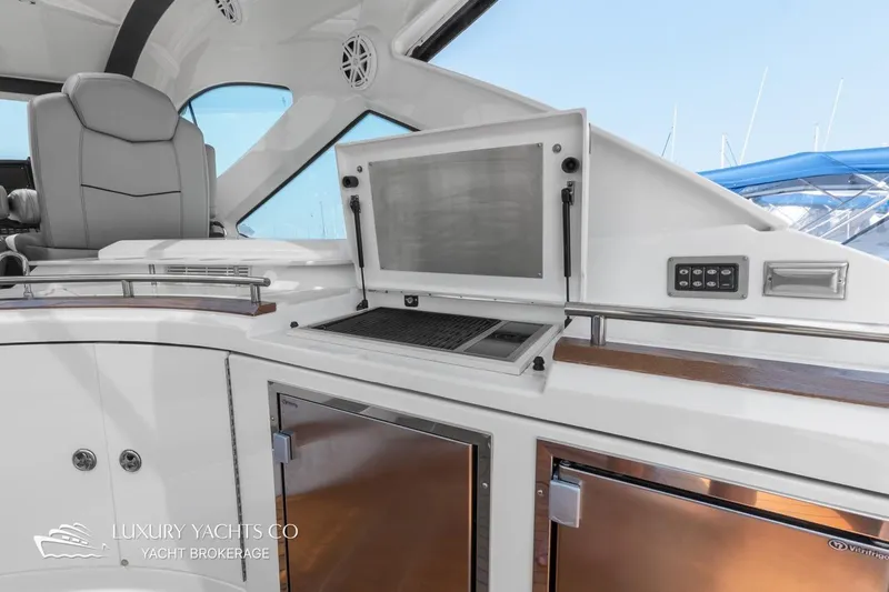  Yacht Photos Pics 2015 Cruisers Yachts 540 interior with modern amenities and sleek design.