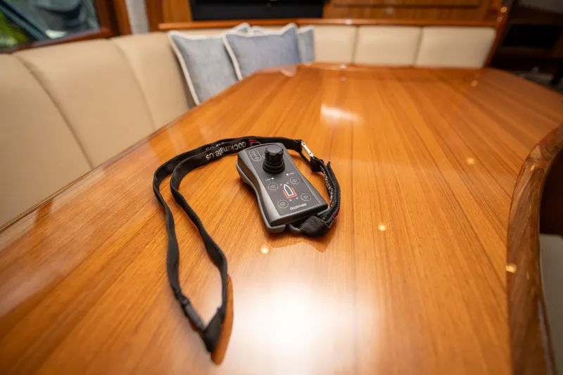 Catfish Yacht Photos Pics Dock Mate Controller