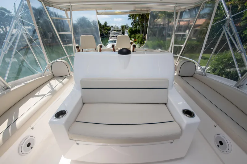 Catfish Yacht Photos Pics Bridge forward seating
