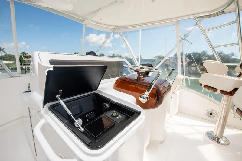 Catfish Yacht Photos Pics Port side Helm Control view