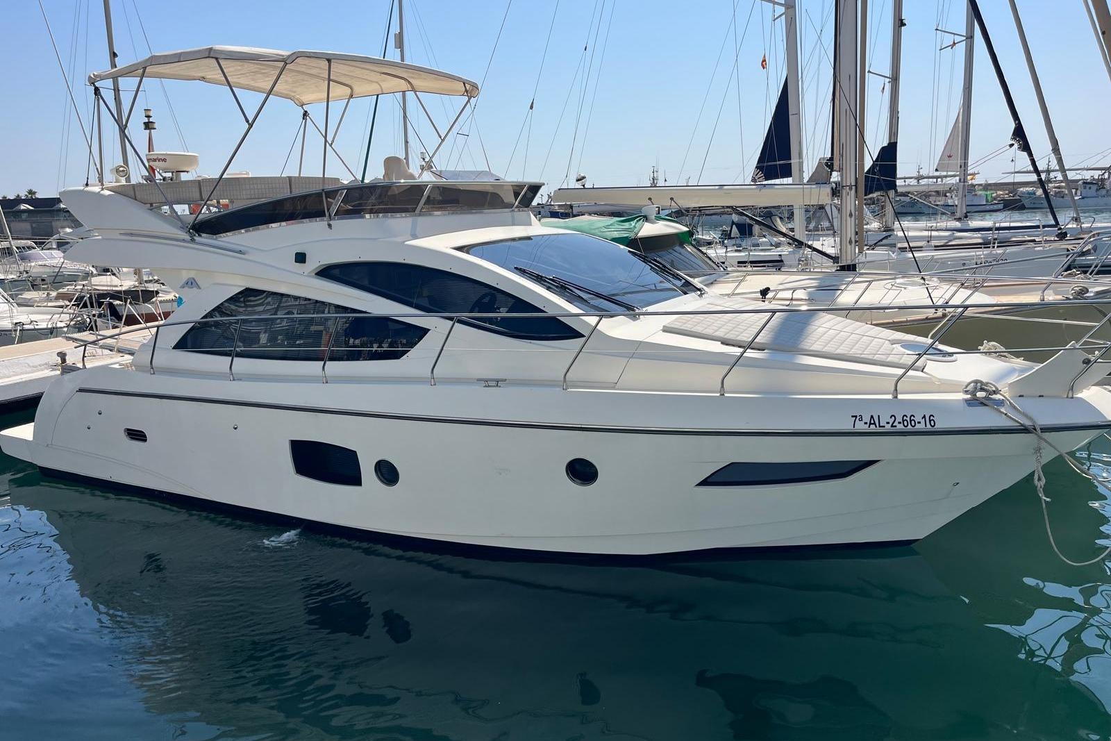 2016 Astondoa 44 Fly