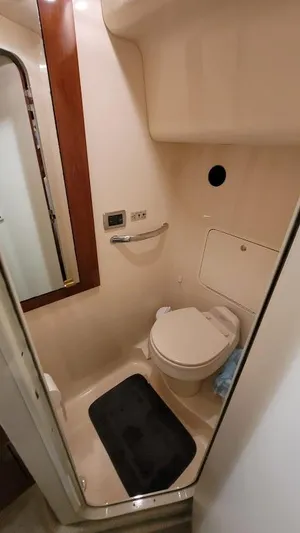 Yacht Photos Pics 2003 Sea Ray 390 Motor Yacht bathroom with toilet and shower.