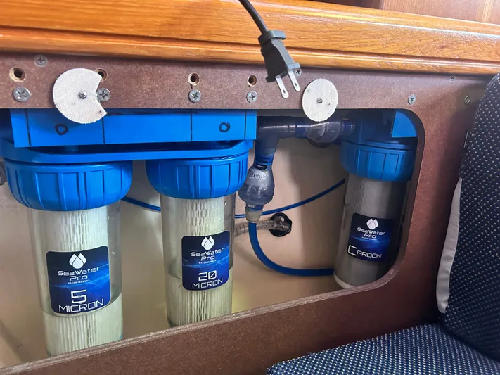 Top Dog Yacht Photos Pics Water filtration system in a 2006 Hunter 38 Ft Sloop.