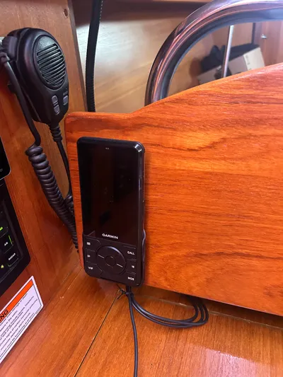 Top Dog Yacht Photos Pics Garmin device mounted on 2006 Hunter 38 Ft Sloop.