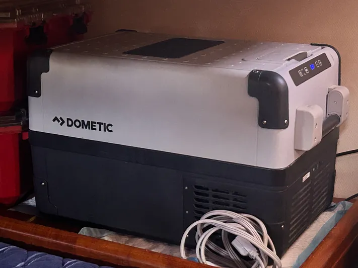 Top Dog Yacht Photos Pics Dometic fridge on 2006 Hunter 38 Ft Sloop.