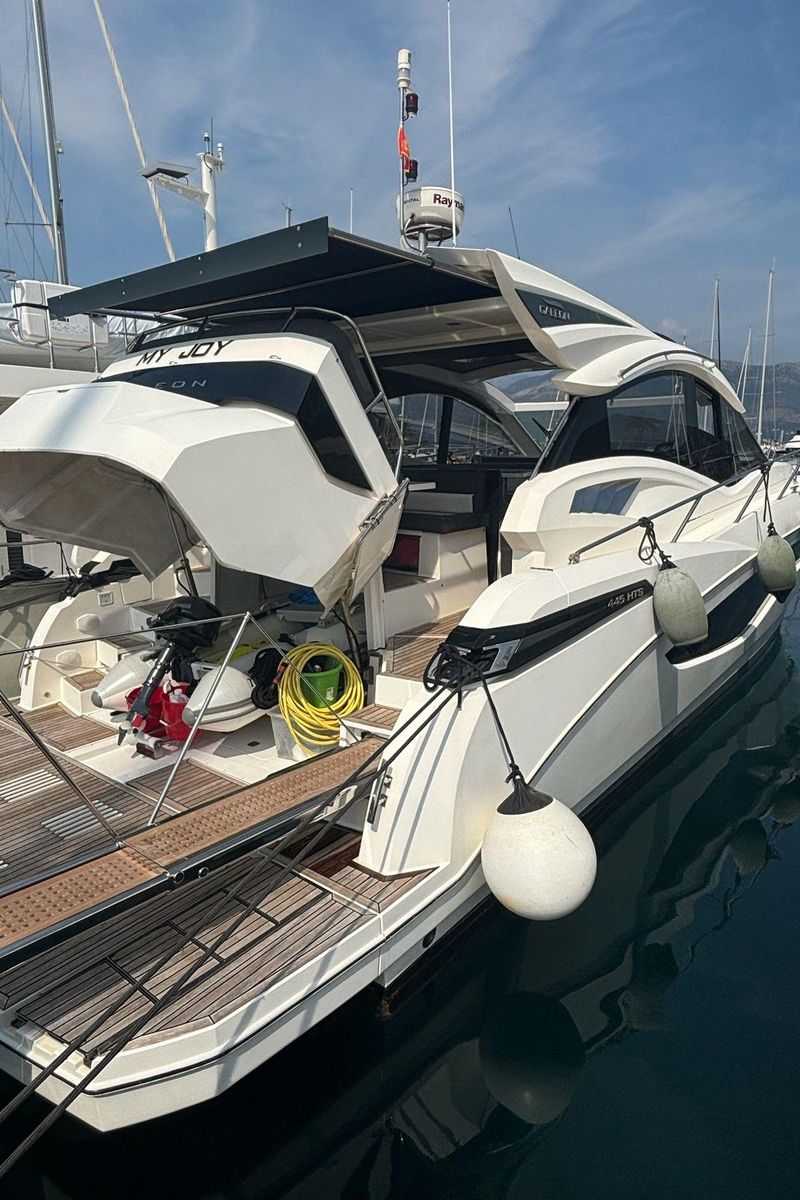 2015 Galeon 45 