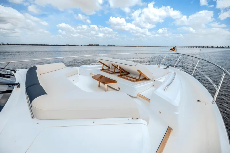 Just In Time Yacht Photos Pics 