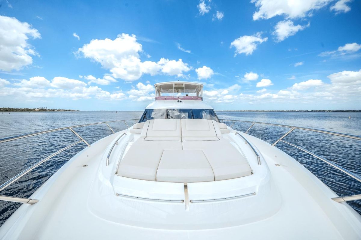 2019 Princess 70 