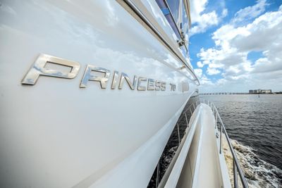 Yacht