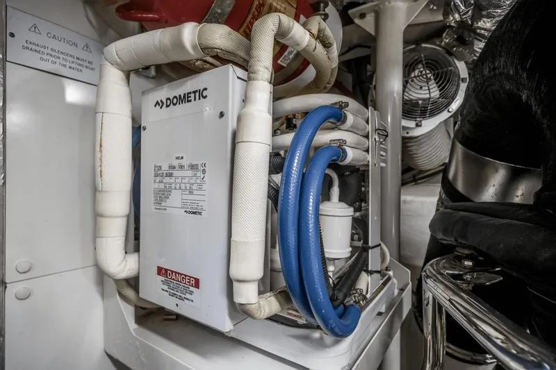 Just In Time Yacht Photos Pics 