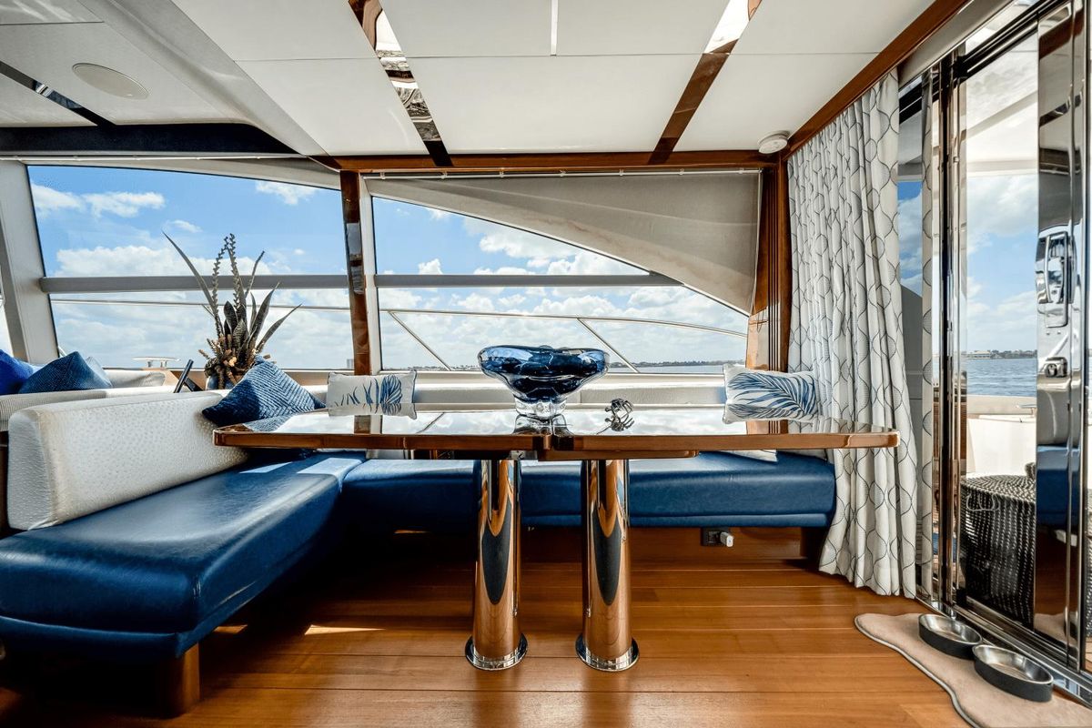 2019 Princess 70 