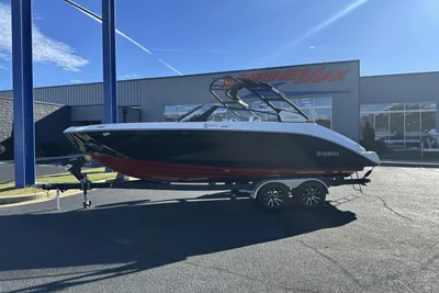 Yamaha Boats 222SE