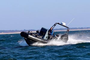 2023 AKA Marine R75-C