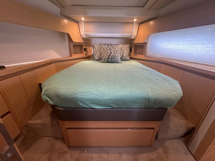 Nan Sea Cay Yacht Photos Pics Luxurious bedroom interior of 2020 Sealine C430 yacht with modern design and cozy bedding.