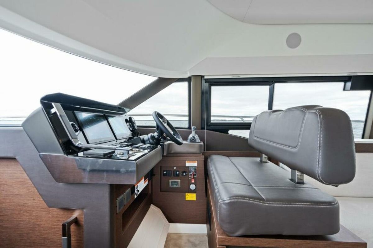 2024 Prestige 46 